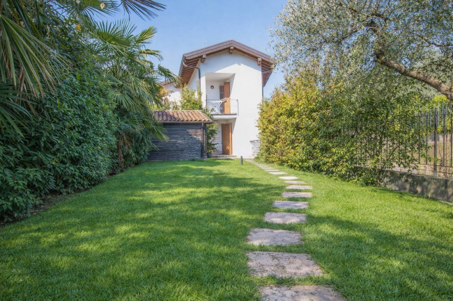 Appartamento  in <br/> vendita a Lazise