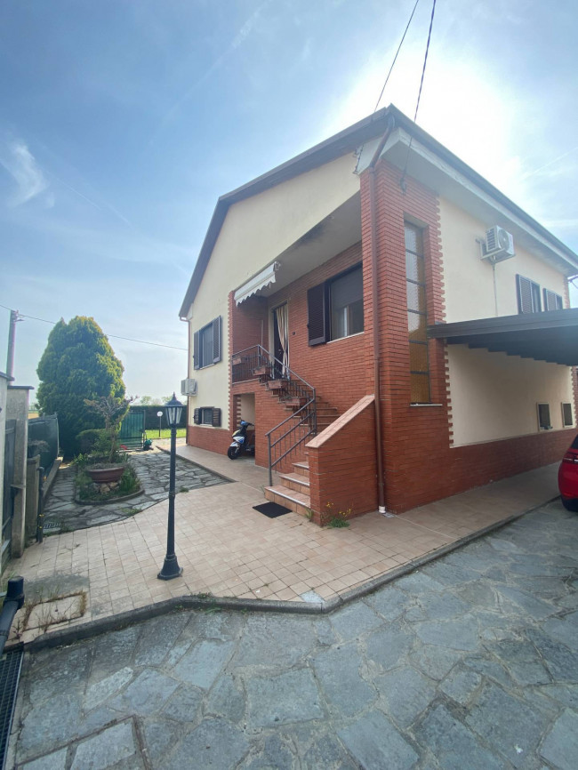 Villa in vendita a Alessandria