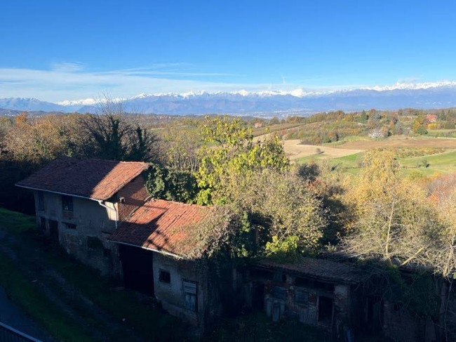 Rustico in vendita a Cinzano