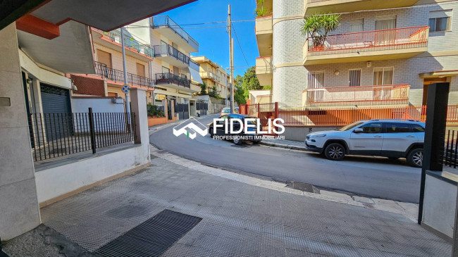 LOCALE ARTIGIANALE in vendita a Andria