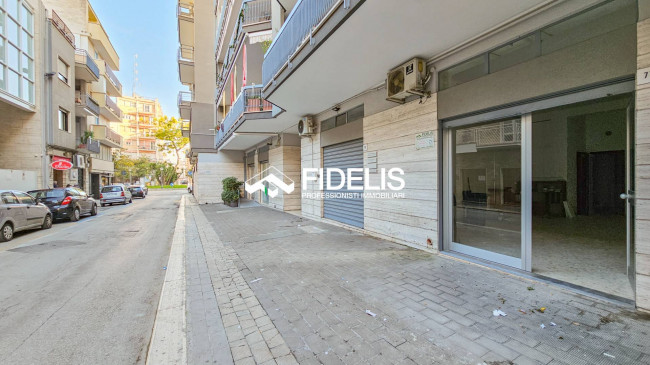 Attività commerciale in affitto/vendita a Andria