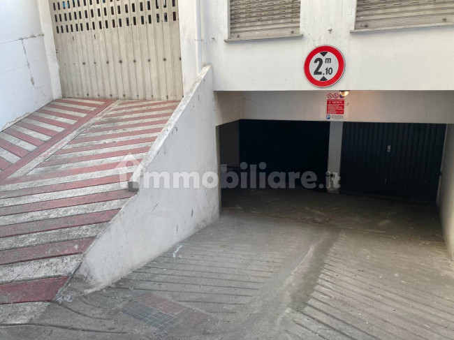 Garage/Box/Posto auto in vendita a Alessandria (AL)