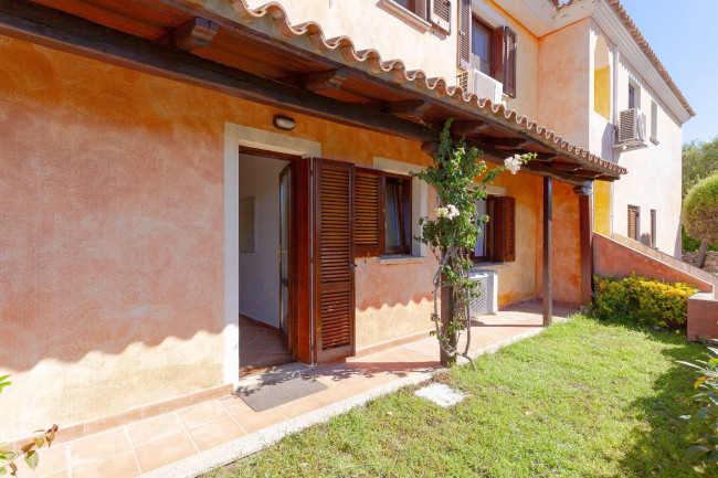 Appartamento in vendita a San Teodoro
