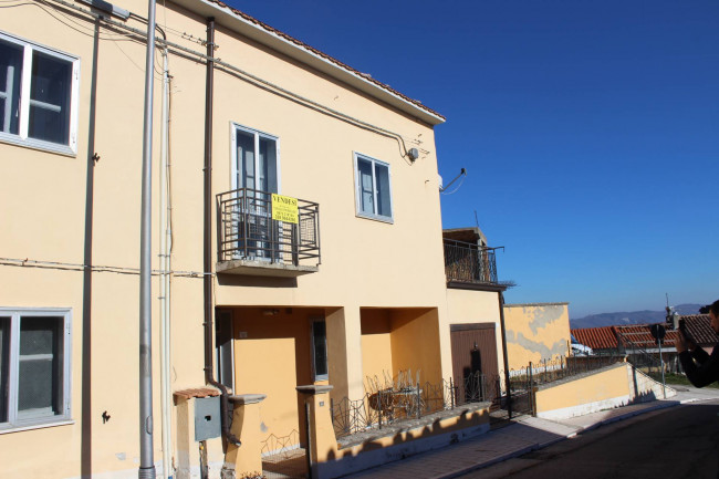 Casa indipendente in vendita a Torrebruna (CH)