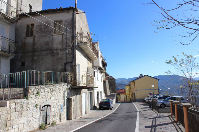 Porzione di casa in vendita a Tufillo (CH)