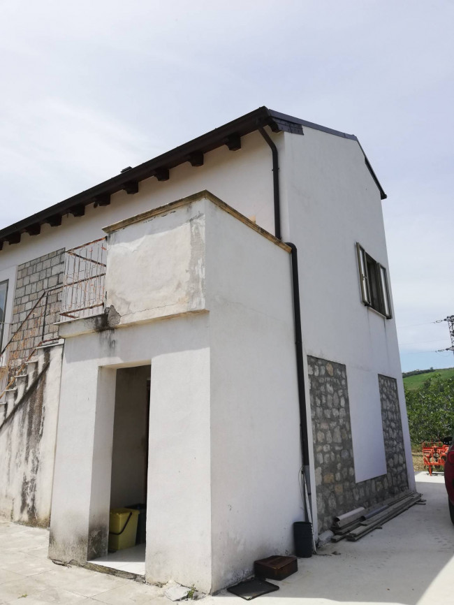 Casa singola in vendita a Gissi