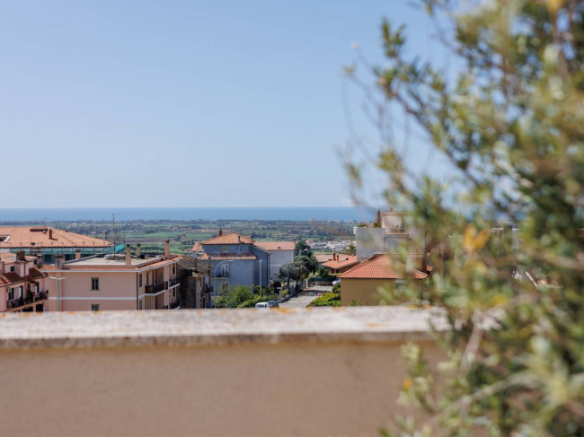 Appartamento in vendita a Tarquinia