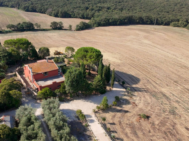 Villa in vendita a Tarquinia