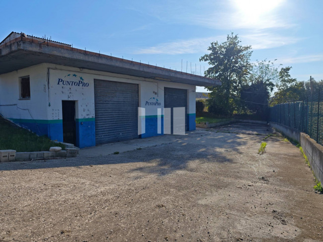 Casa indipendente in vendita a Mosciano Sant'angelo (TE)