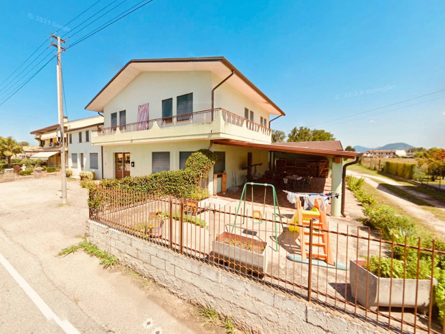 Abitazione indipendente in vendita a Borgo Veneto