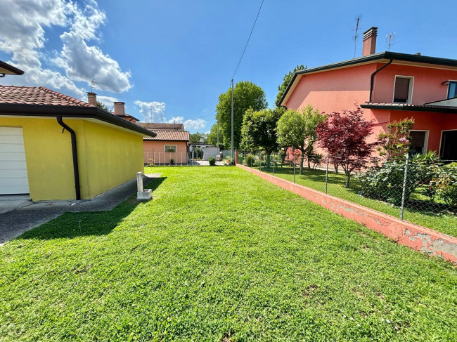 Villa unifamiliare in vendita a Adria