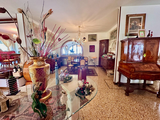 Villa unifamiliare in vendita a Lonigo