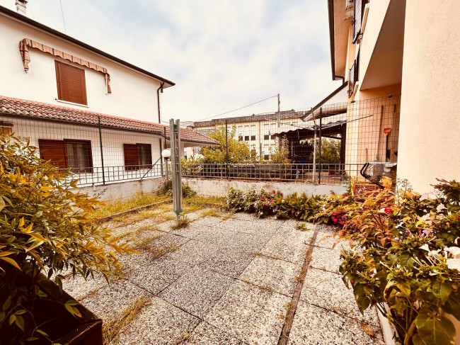 Abitazione semindipendente in vendita a Vicenza