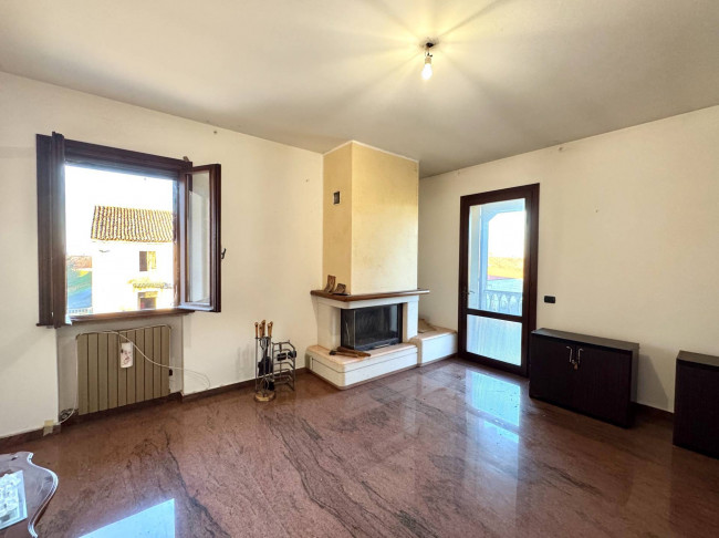 Abitazione indipendente in vendita a Sant'Urbano