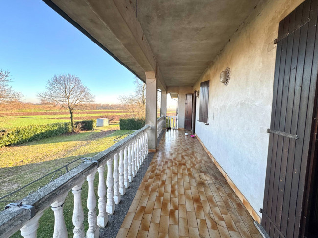 Abitazione indipendente in vendita a Sant'Urbano