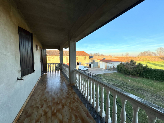 Abitazione indipendente in vendita a Sant'Urbano