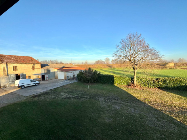 Abitazione indipendente in vendita a Sant'Urbano