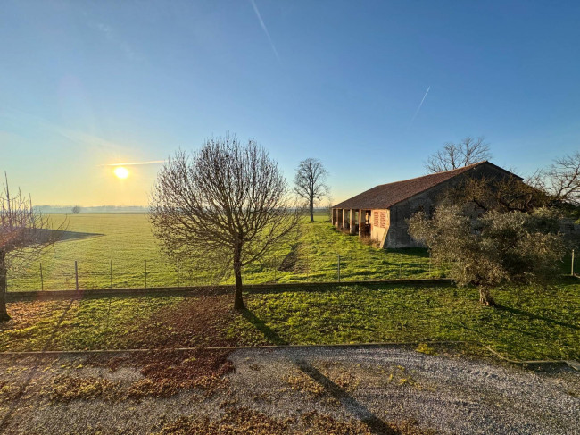 Abitazione indipendente in vendita a Sant'Urbano