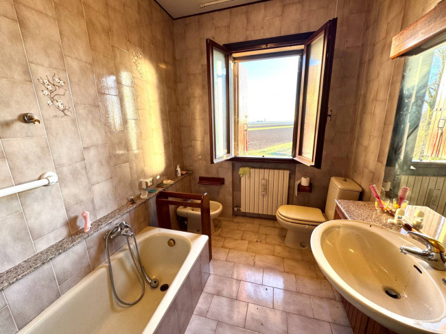 Abitazione indipendente in vendita a Sant'Urbano