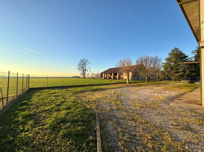 Abitazione indipendente in vendita a Sant'Urbano