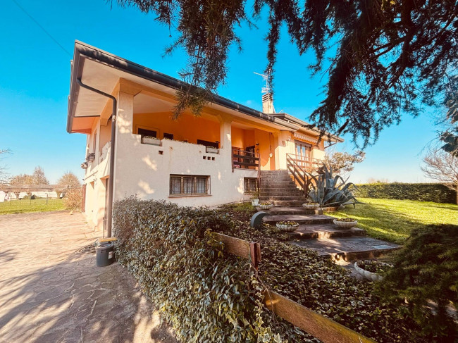 Abitazione indipendente in vendita a Montagnana