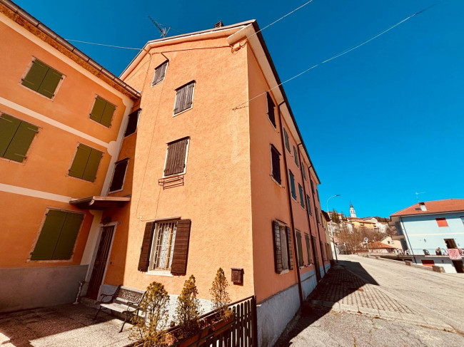 Appartamento trilocale in vendita a Tonezza del Cimone