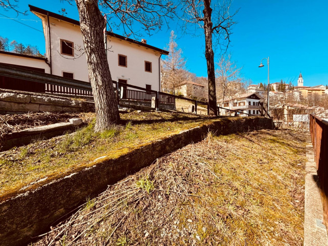 Appartamento trilocale in vendita a Tonezza del Cimone