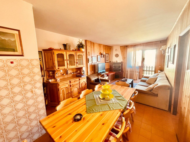 Appartamento trilocale in vendita a Tonezza del Cimone