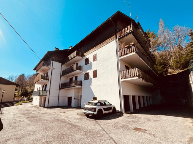 Appartamento trilocale in vendita a Tonezza del Cimone
