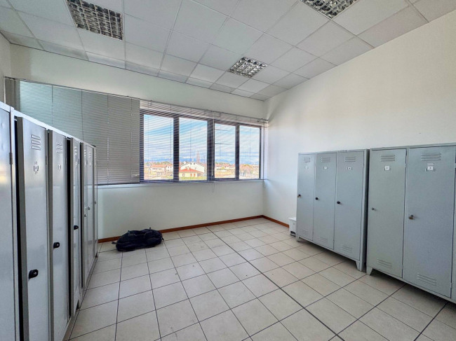 Laboratorio in vendita a Ponzano Veneto