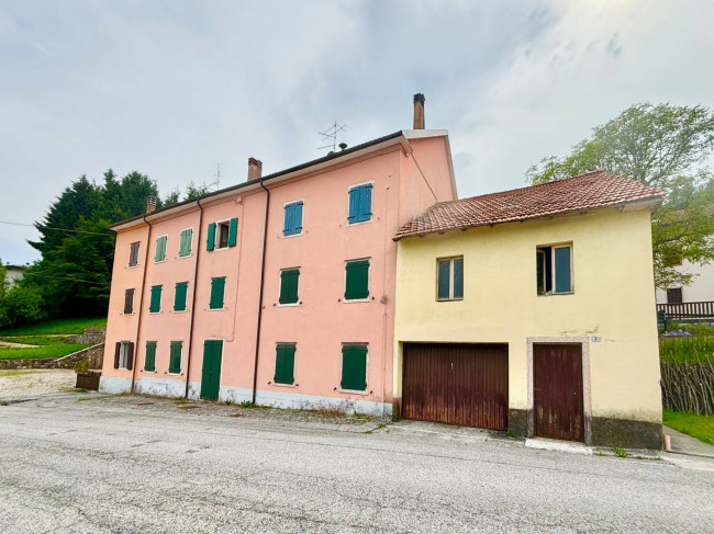 Appartamento trilocale in vendita a Tonezza del Cimone