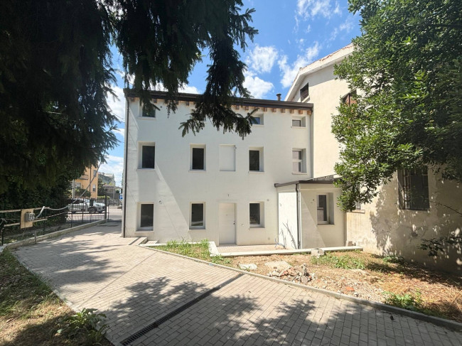 for sale in Vicenza