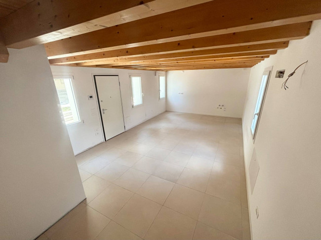 Abitazione indipendente in vendita a Vicenza