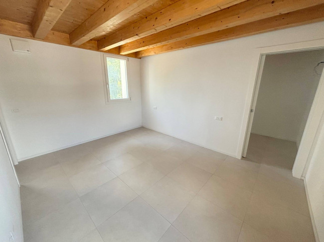 Abitazione indipendente in vendita a Vicenza