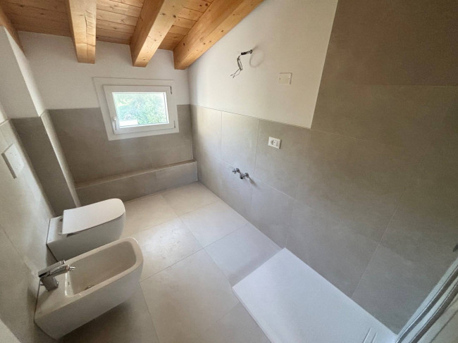 Abitazione indipendente in vendita a Vicenza