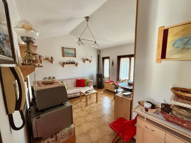 Appartamento trilocale in vendita a Tonezza del Cimone