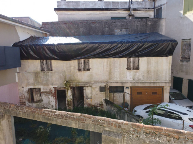 Abitazione semindipendente in vendita a Bassano del Grappa