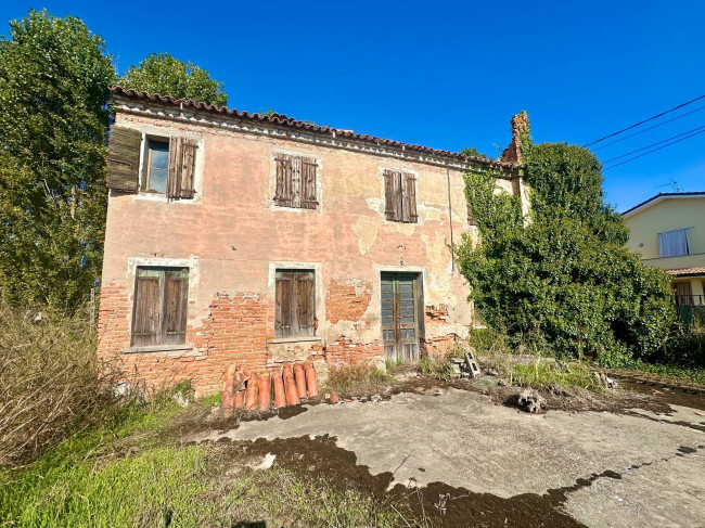 Rustico in vendita a Ospedaletto Euganeo