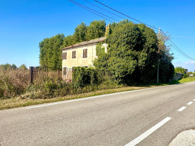 Rustico in vendita a Ospedaletto Euganeo