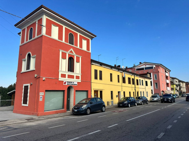 Negozio in affitto a Vicenza