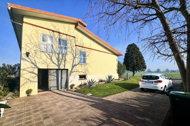 Villa bifamiliare in vendita a Noventa Vicentina