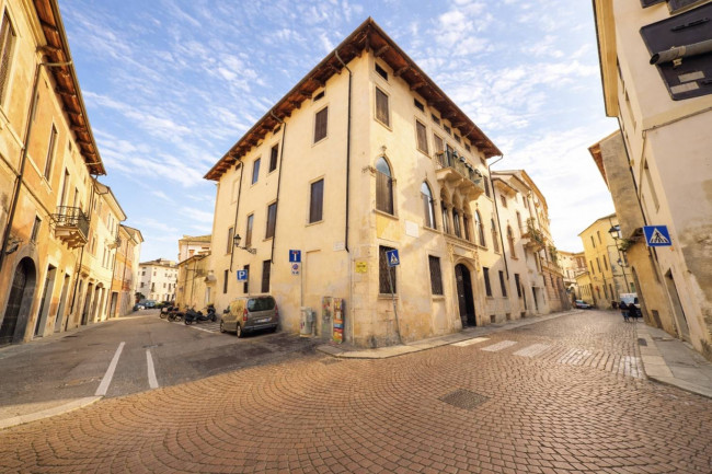 Abitazione semindipendente in vendita a Vicenza