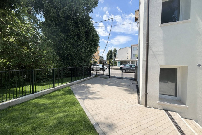 Abitazione indipendente in vendita a Vicenza