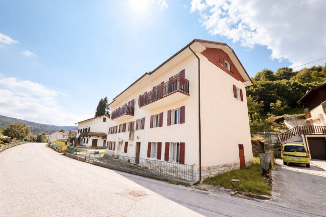 Appartamento in vendita a Tonezza del Cimone