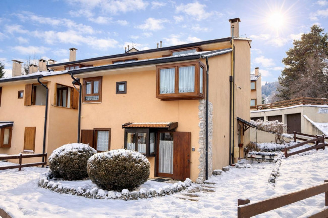 Appartamento in vendita a Tonezza del Cimone