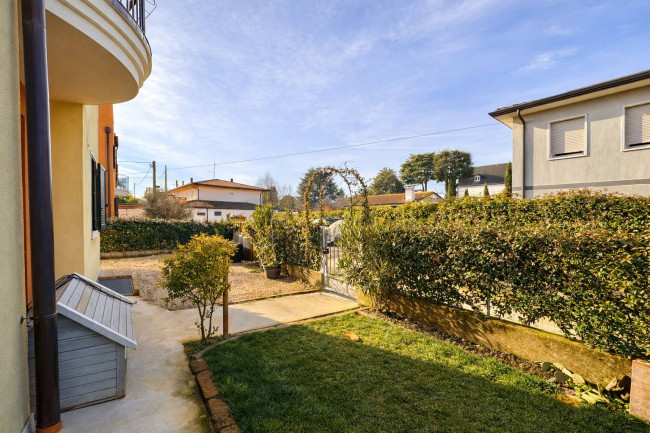 Abitazione semindipendente in vendita a Noventa Vicentina