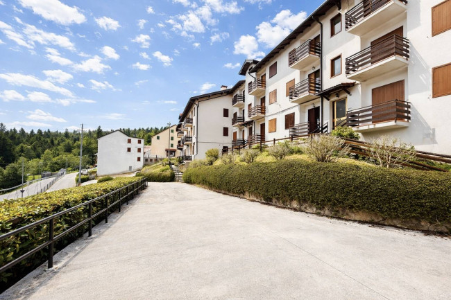 Appartamento bilocale in vendita a Tonezza del Cimone