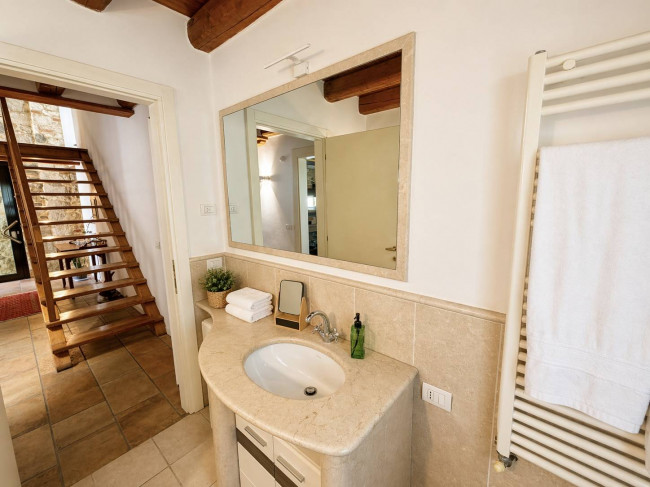  for sale in Longare