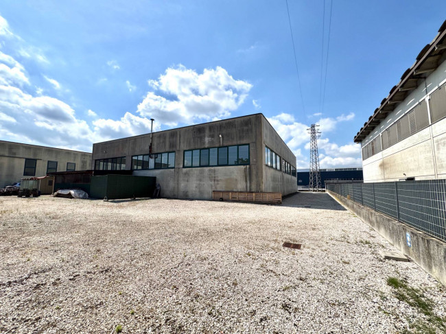 Laboratorio in affitto a Agugliaro