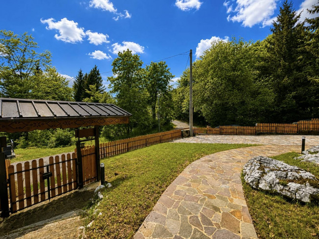 Appartamento trilocale in vendita a Roana